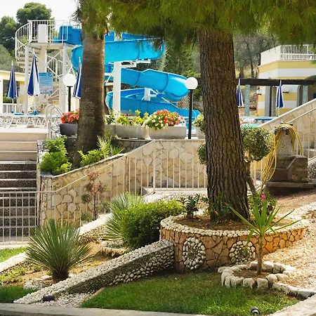 Porticello Aldeamento Turístico